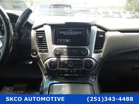 Used 2018 Chevrolet Suburban Premier image 16