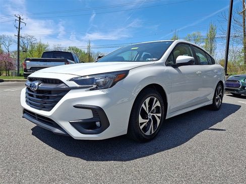 Used 2025 Subaru Legacy Premium image 4