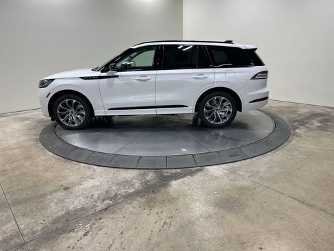 New 2026 Lincoln Aviator Premiere w/ Jet Appearance Package image 8