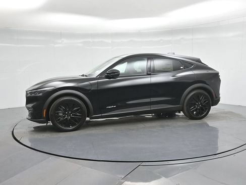 Used 2025 Ford Mustang Mach-E Select w/ Comfort Package Lite RWD image 32