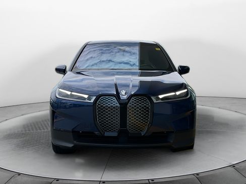 Used 2024 BMW iX xDrive50 w/ Premium Package AWD/4WD image 2