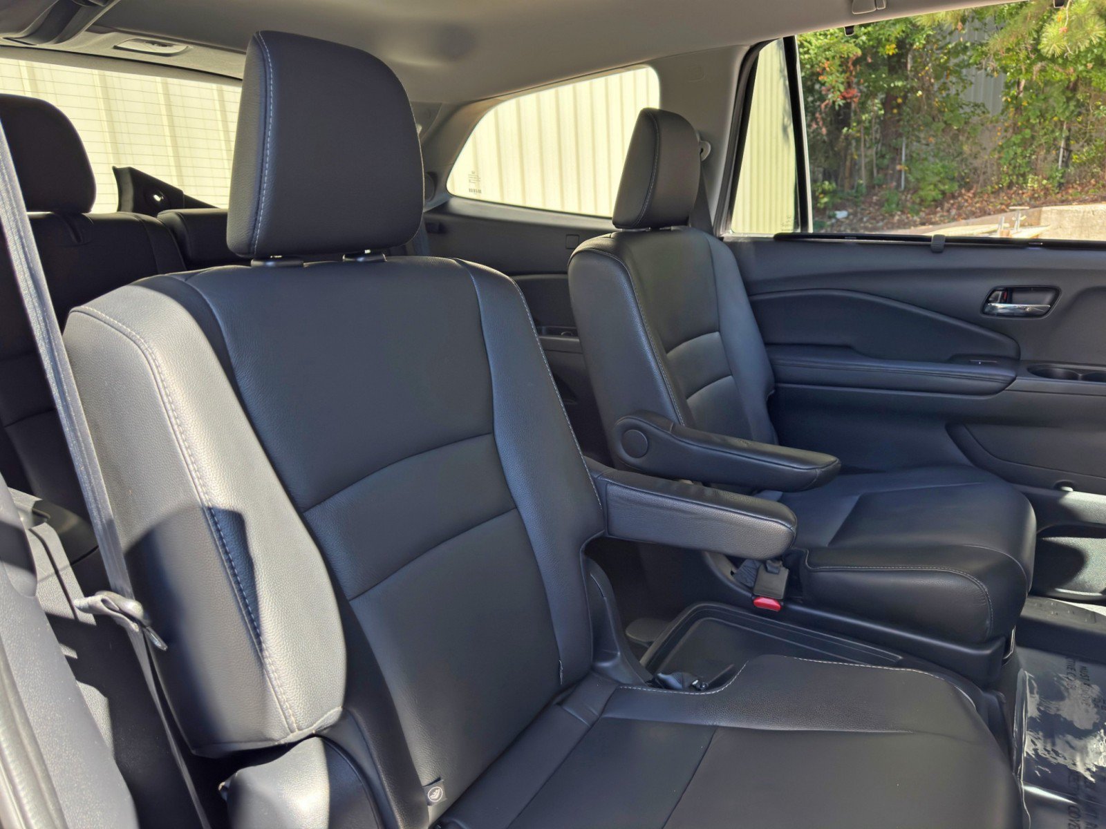 Used 2020 Honda Pilot Touring image 40