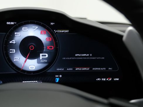 Used 2025 Ferrari Purosangue AWD/4WD image 38