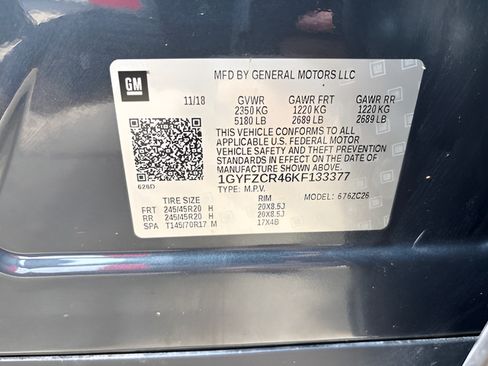 Used 2019 Cadillac XT4 Premium Luxury w/ Cold Weather Package FWD image 33