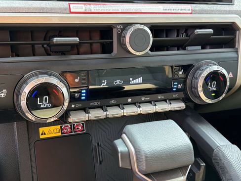 Used 2026 Toyota Tacoma 4x4 Double Cab Hybrid image 20