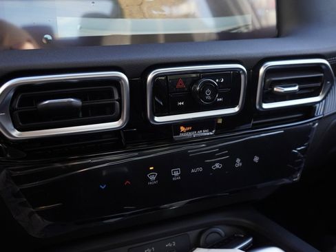 New 2026 Nissan Sentra SV image 11