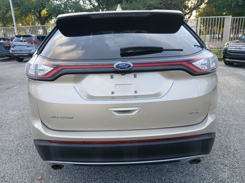 Used 2018 Ford Edge SEL w/ Equipment Group 201A FWD image 6