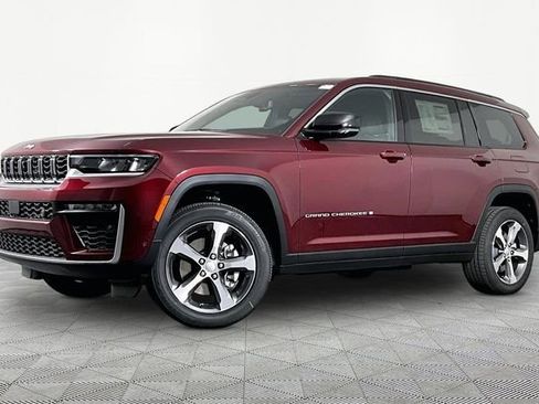 New 2026 Jeep Grand Cherokee L Limited AWD/4WD image 1