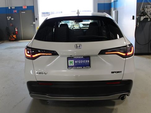 Used 2024 Honda HR-V Sport image 21