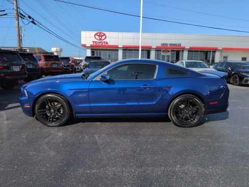 Used 2014 Ford Mustang GT w/ Equipment Group 301A RWD image 2