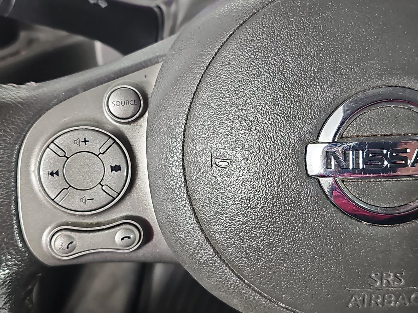 Used 2013 Nissan Cube 1.8 S w/ Interior Designer Pkg FWD image 14
