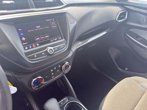 Certified 2022 Chevrolet TrailBlazer LS FWD image 20