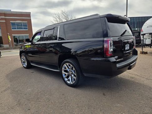 Used 2019 GMC Yukon XL SLT image 7