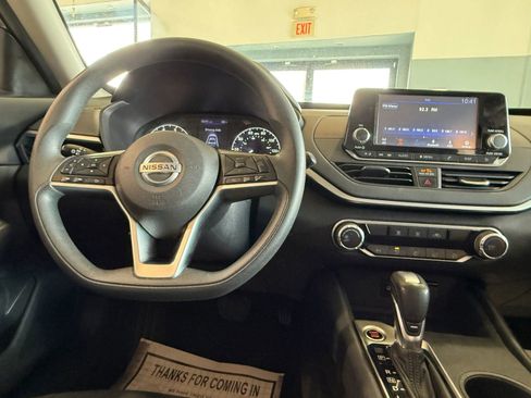 Used 2021 Nissan Altima 2.5 S FWD image 13