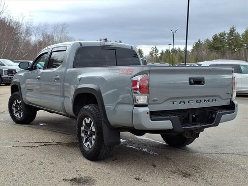 Used 2021 Toyota Tacoma TRD Off-Road w/ Technology Package image 6