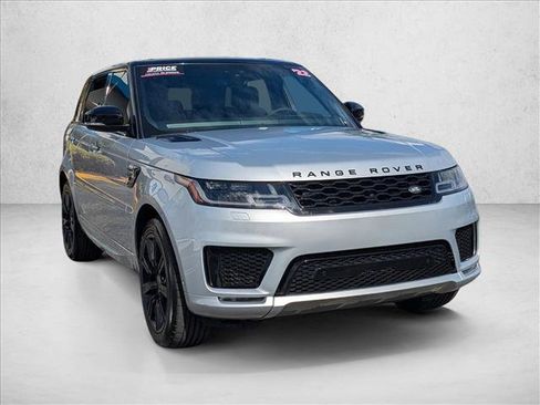 Used 2022 Land Rover Range Rover Sport HST image 3