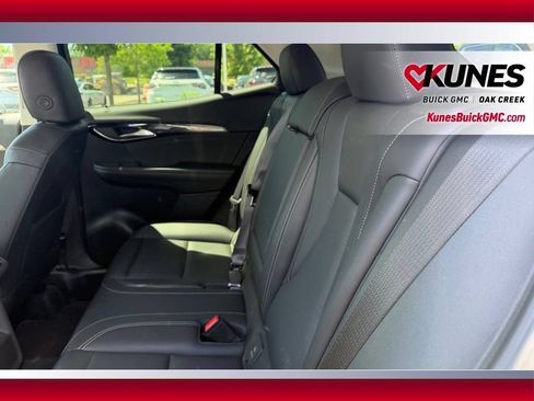 Used 2024 Buick Envision Preferred AWD/4WD image 8