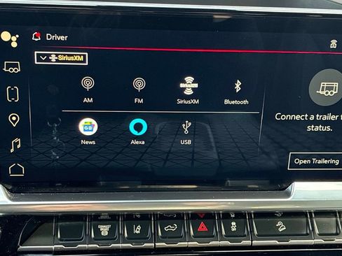 Used 2024 GMC Sierra 3500 SLE w/ SLE Value Package image 32