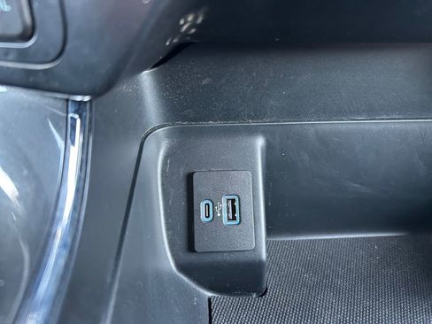 Used 2022 Ford F150 XLT w/ Equipment Group 302A High image 34