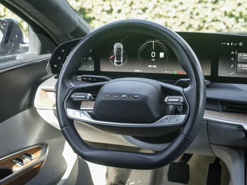 Used 2024 Lucid Air Touring AWD/4WD image 15