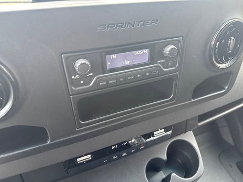 New 2025 Mercedes-Benz Sprinter 2500 image 18
