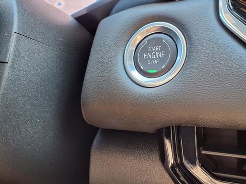 New 2026 GMC Canyon Elevation w/ Convenience Package image 8