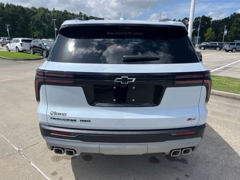 New 2026 Chevrolet Traverse Z71 w/ Enhanced Driving Package AWD/4WD image 5