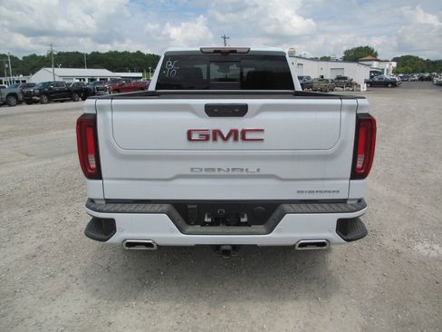 New 2026 GMC Sierra 1500 Denali w/ Denali Reserve Package AWD/4WD image 7