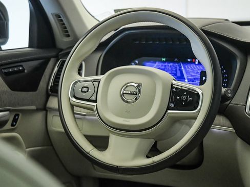 Certified 2023 Volvo XC90 B6 Ultimate w/ Protection Package Premier AWD/4WD image 13