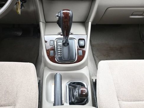 Used 2003 Suzuki XL7 4WD image 22