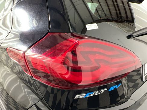 Used 2020 Chevrolet Bolt LT image 16