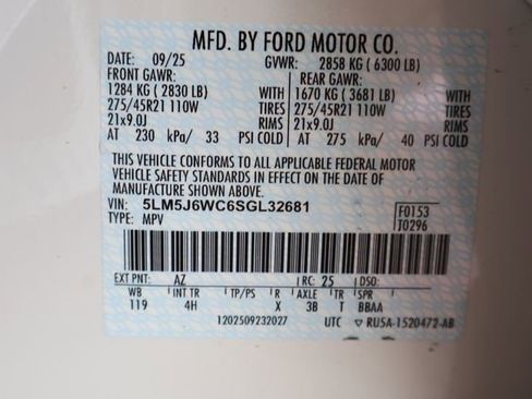 New 2025 Lincoln Aviator 2WD w/ Equipment Group 101A image 32