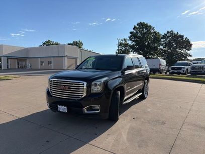 Used 2017 GMC Yukon SLT w/ Premium Edition
