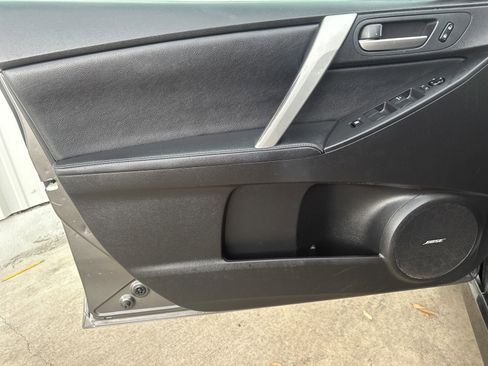 Used 2010 MAZDA MAZDA3 s Grand Touring image 13