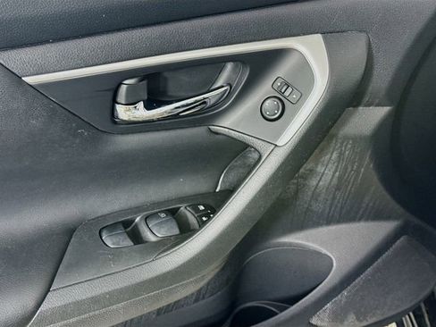 Used 2018 Nissan Altima 2.5 S w/ S Convenience Package image 20