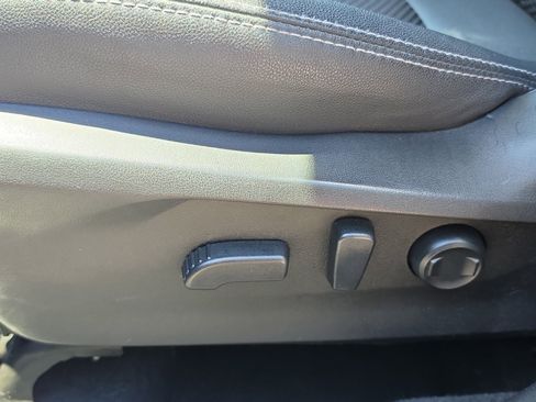Used 2020 Subaru Forester Premium AWD/4WD image 14