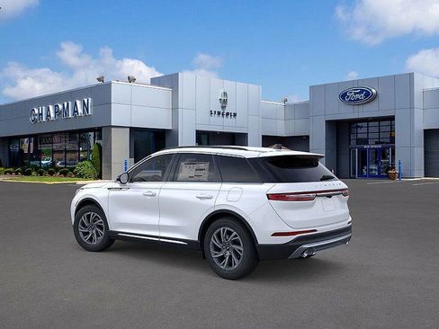 New 2026 Lincoln Corsair Premiere image 4