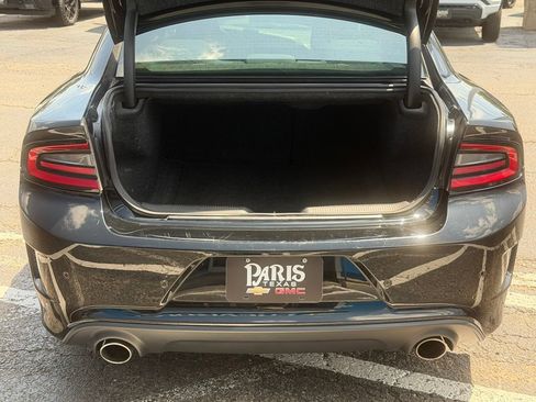 Used 2019 Dodge Charger Scat Pack RWD image 8