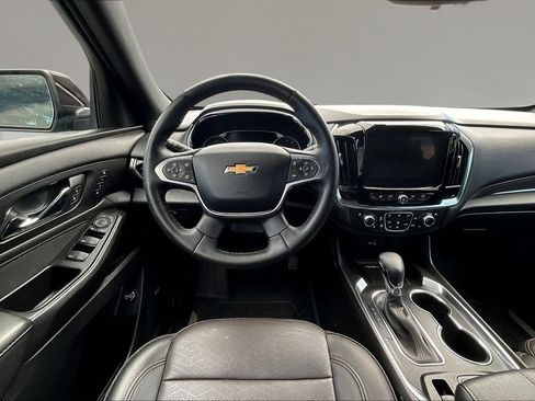 Used 2023 Chevrolet Traverse High Country w/ LPO, Floor Liner Package AWD/4WD image 8