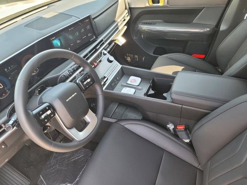 New 2026 Hyundai Santa Fe SEL FWD image 9