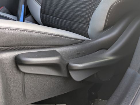 Certified 2024 Buick Envista Preferred w/ Advanced Safety Package image 21