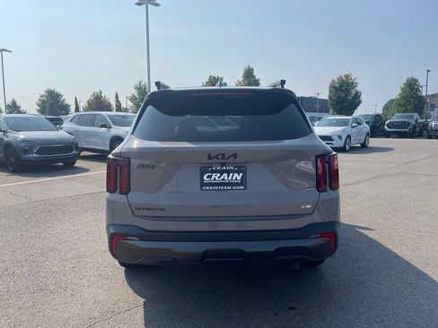 Used 2025 Kia Sorento X-Line EX AWD/4WD image 6