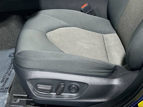 Used 2024 Toyota Camry LE FWD image 17