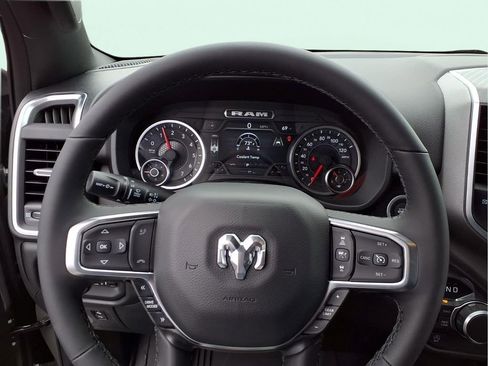 New 2026 RAM 1500 Big Horn AWD/4WD image 7