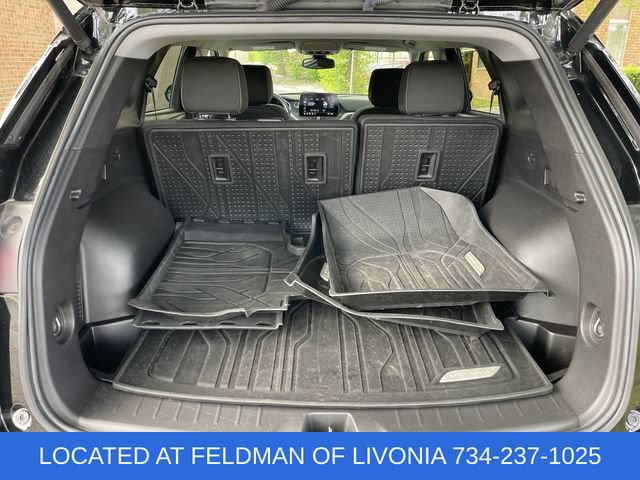 Certified 2024 Chevrolet Blazer LT w/ Convenience Package FWD image 24