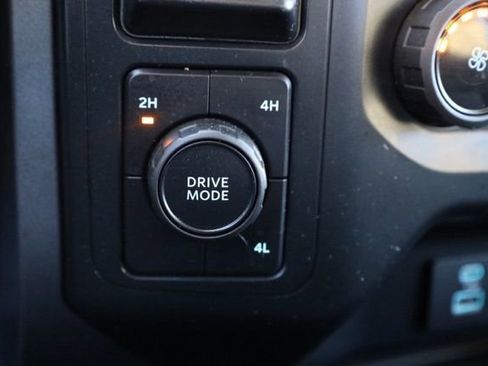 Used 2022 Ford F150 XLT image 23