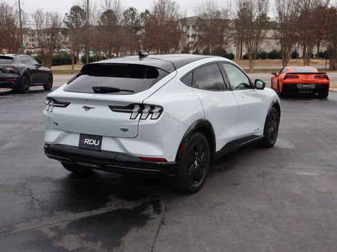 Used 2022 Ford Mustang Mach-E California Route 1 image 11