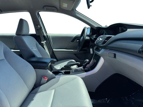 Used 2015 Honda Accord LX image 17