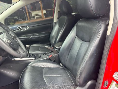 Used 2017 Nissan Sentra SR Turbo w/ SR Turbo Premium Package FWD image 11