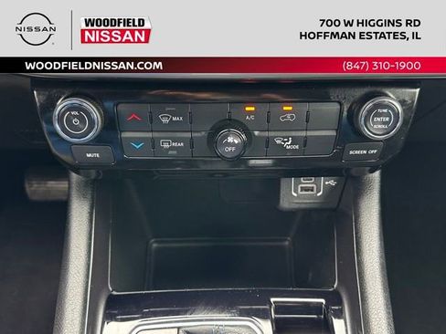 Used 2022 Jeep Compass Latitude AWD/4WD image 37